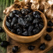 ail noir décortiqué